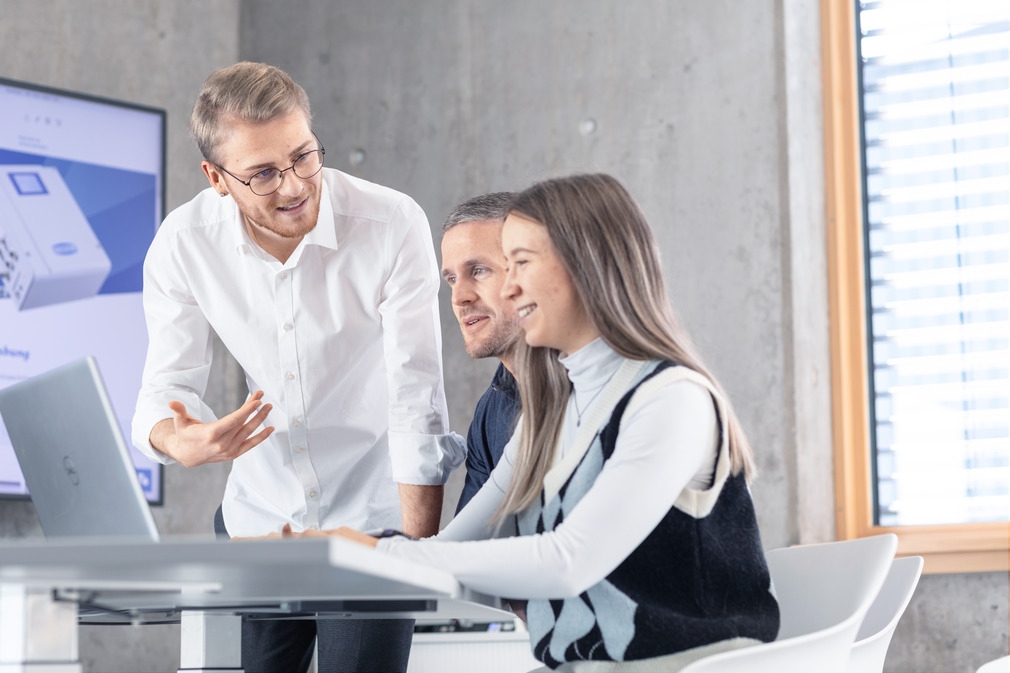 Together instead of alone